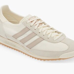 brand new adidas sl 72 . never worn. perfect condition